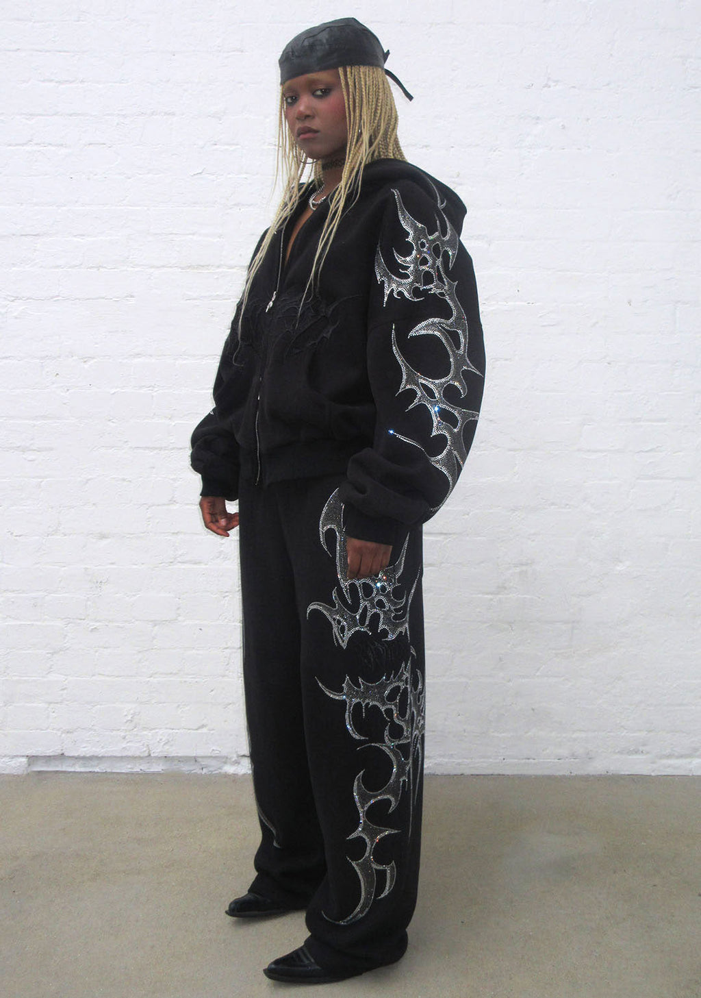 CRASH RHINESTONE OVERSIZED SWEATPANTS BLACK