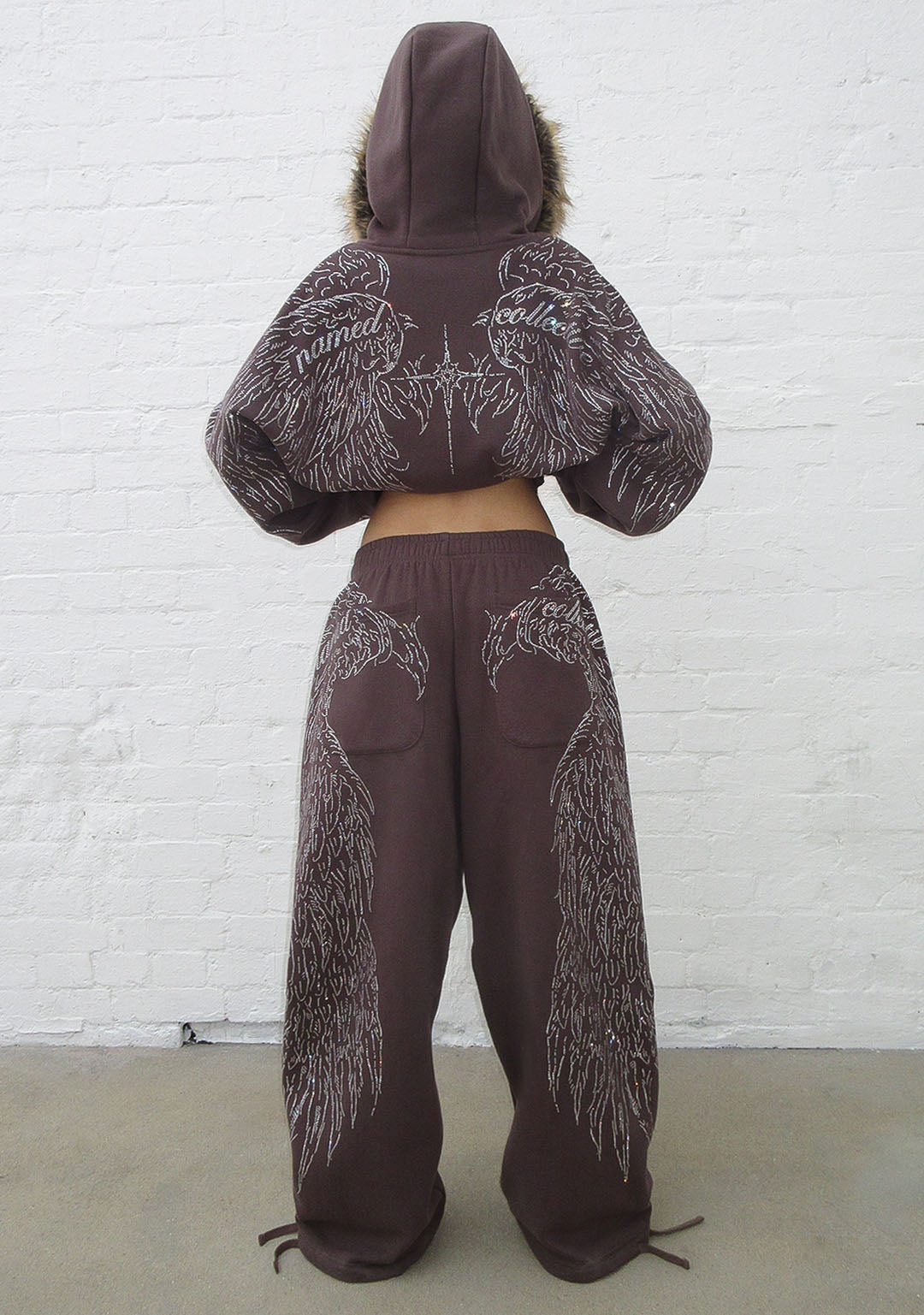FALLEN RHINESTONE OVERSIZED SWEATPANTS BROWN