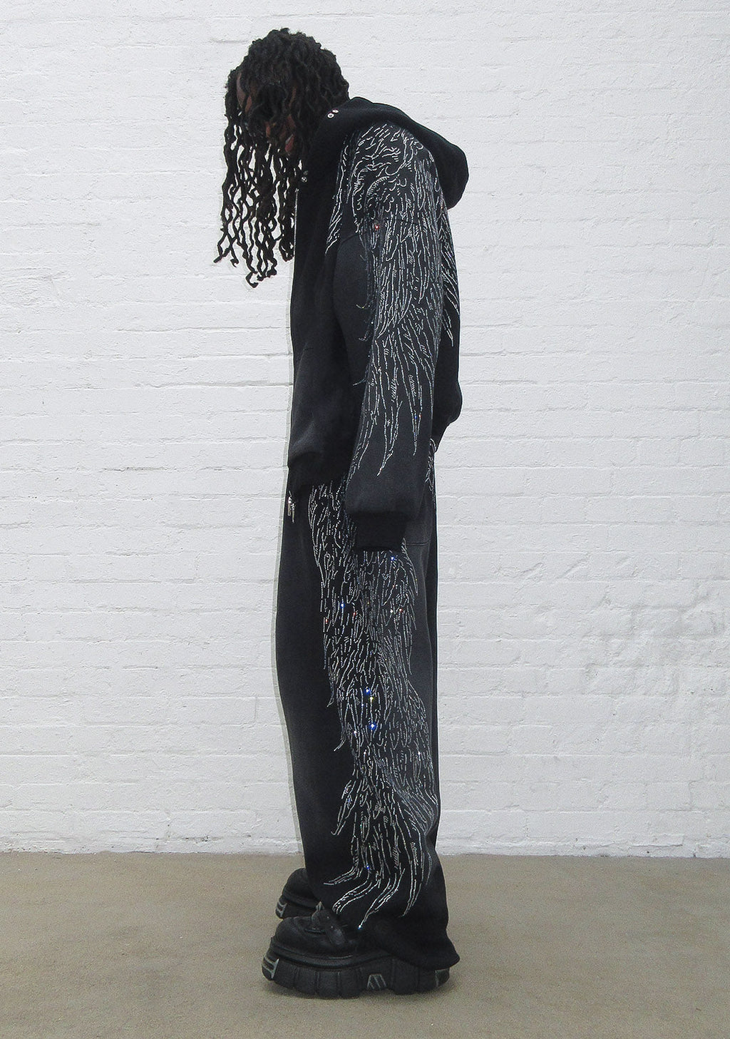 FALLEN RHINESTONE OVERSIZED SWEATPANTS WASHED BLACK