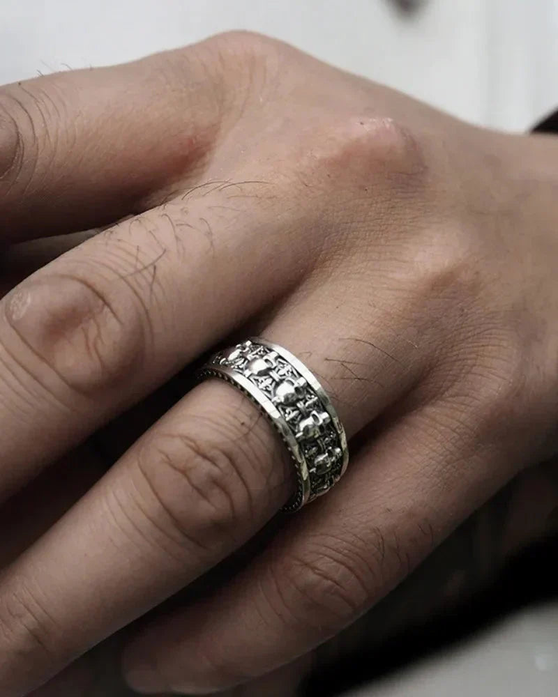 'SKULL' RING