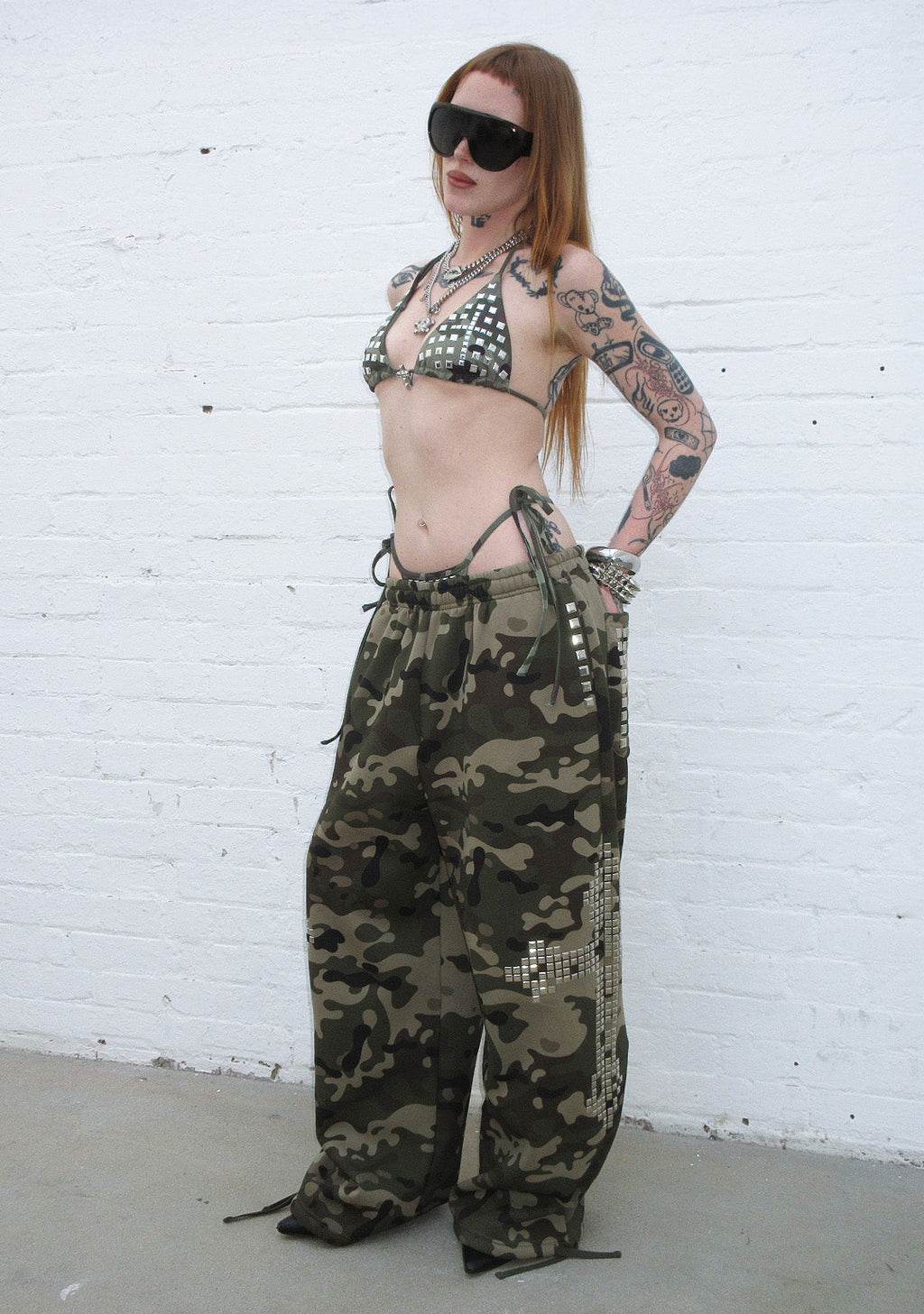 FAITHFUL STUDDED OVERSIZED SWEATPANTS CAMO
